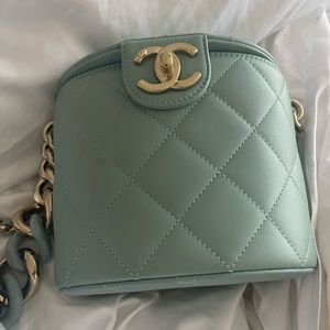 Authentic quilted Chanel vanity bag